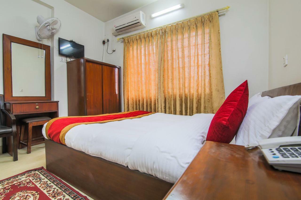 Oyo 358 Hotel Rose Star Katmandu Kültér fotó