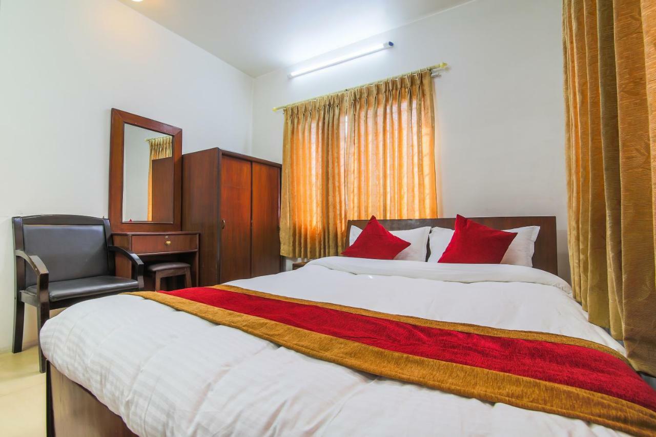 Oyo 358 Hotel Rose Star Katmandu Kültér fotó
