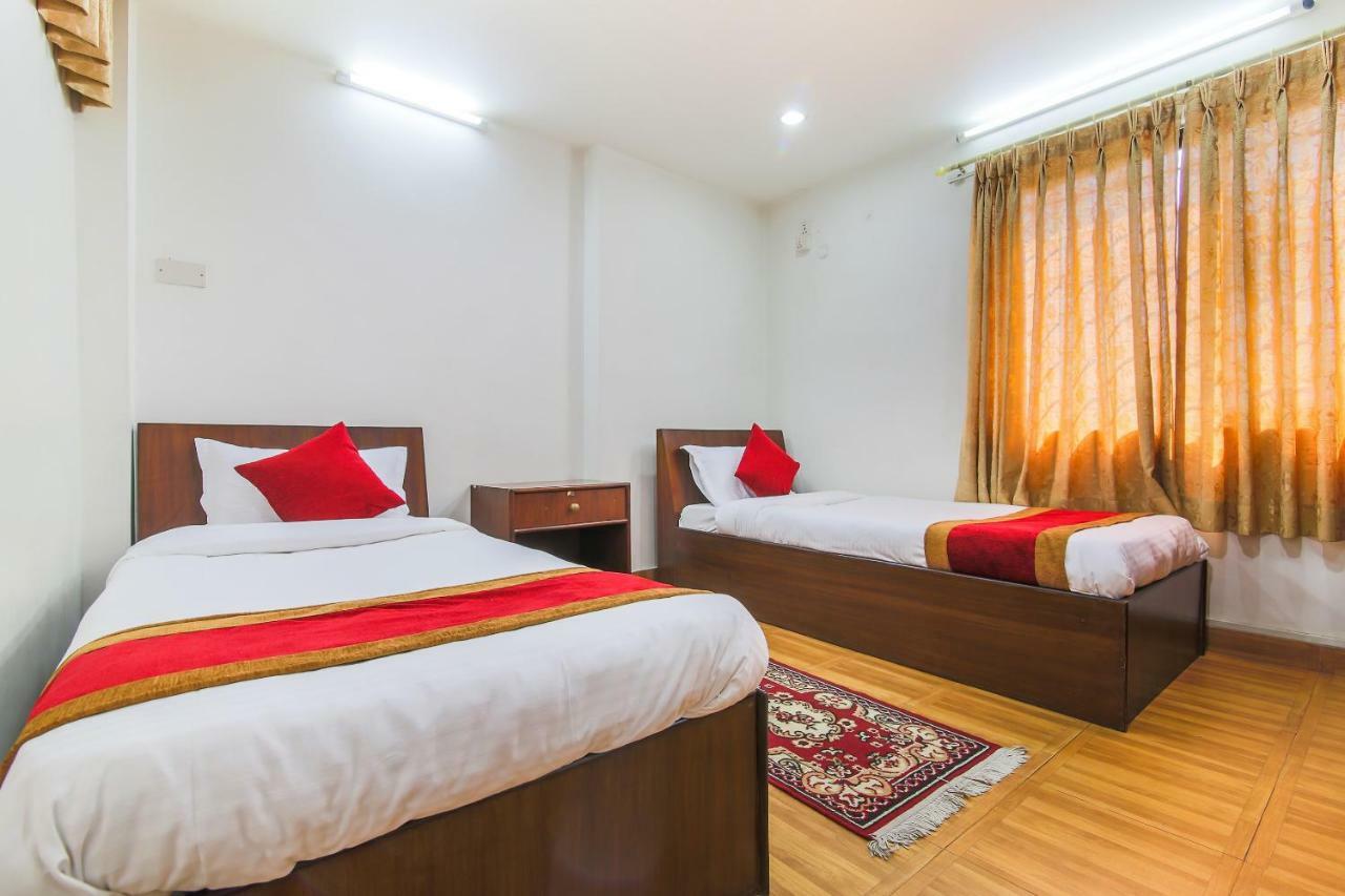 Oyo 358 Hotel Rose Star Katmandu Kültér fotó
