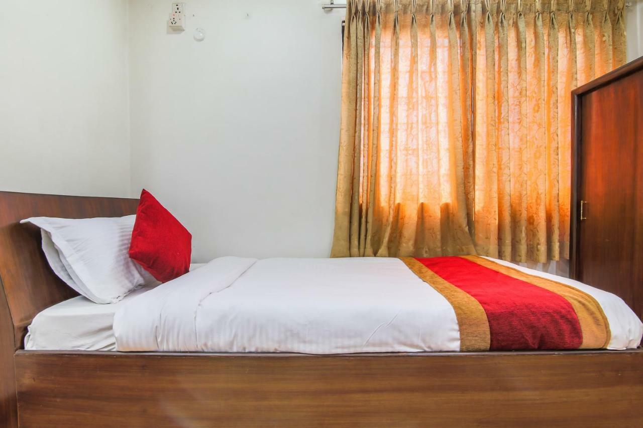 Oyo 358 Hotel Rose Star Katmandu Kültér fotó