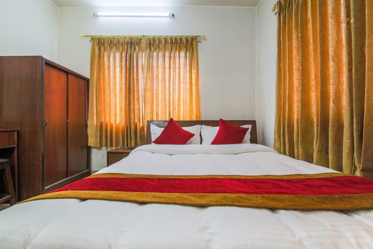 Oyo 358 Hotel Rose Star Katmandu Kültér fotó